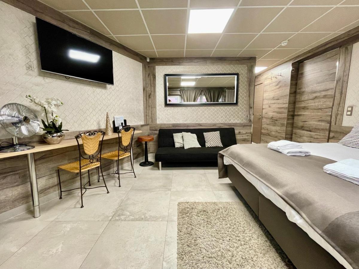 Guesthouse Room40 Мальмеди Экстерьер фото